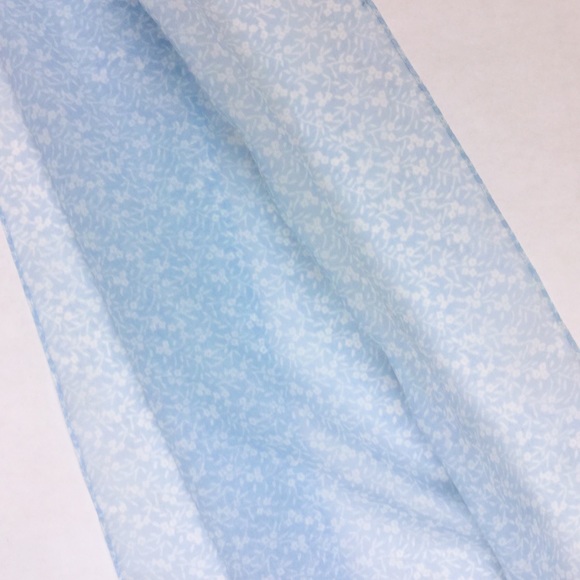 Elegant Small Dog Scarf Leash - Picture 5 of 7